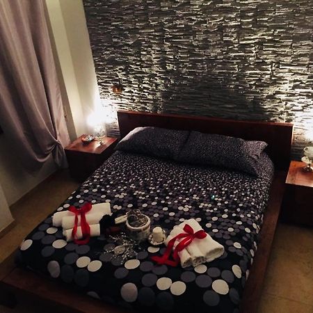 Il Mandarino Bed & Breakfast Decimomannu Bagian luar foto