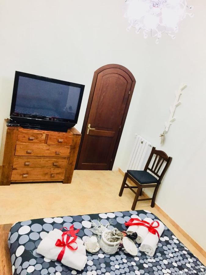 Il Mandarino Bed & Breakfast Decimomannu Bagian luar foto