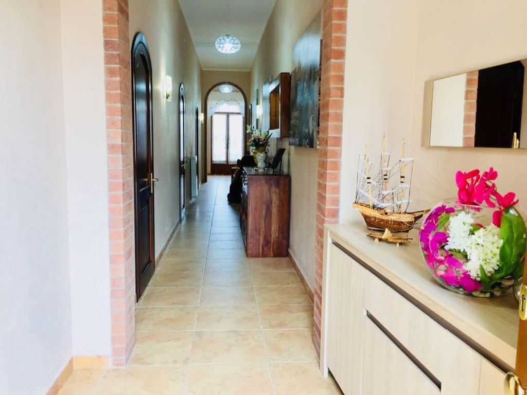 Il Mandarino Bed & Breakfast Decimomannu Bagian luar foto